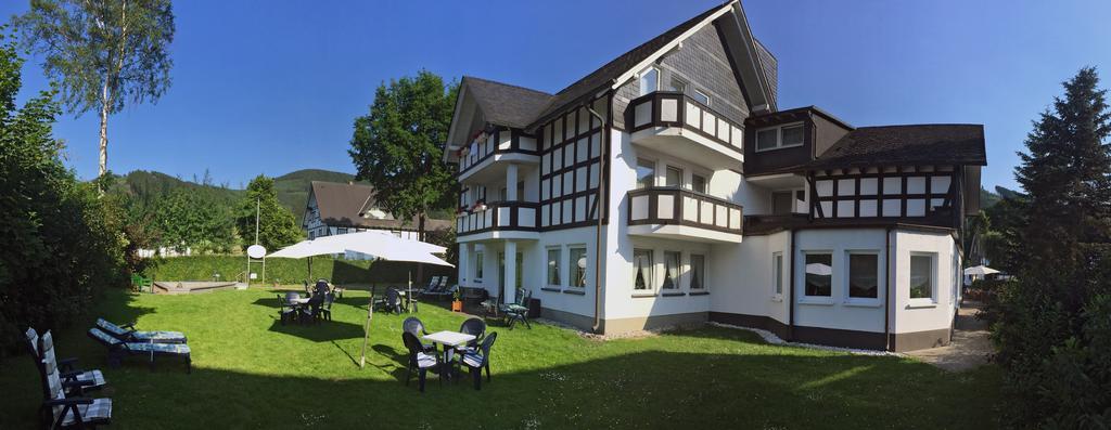 Hotel Flurschuetz Lennestadt Esterno foto